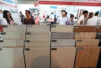 Vật liệu xây dựng: Giảm giá để kích cầu